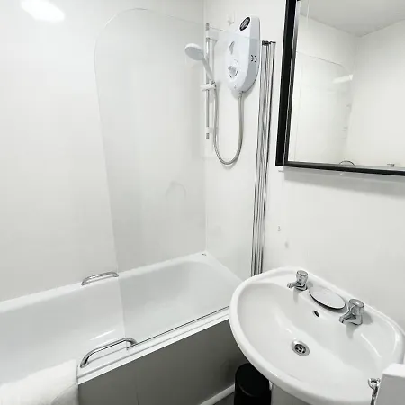 Hart Castle Rock Grassmarket Apartment *