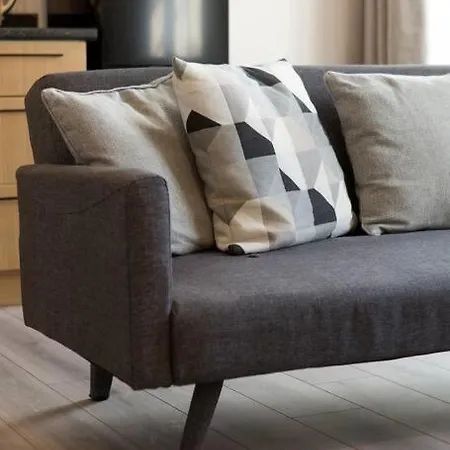 Modern & Bright 1 Bed For 4 Close To Centre! * Эдинбург