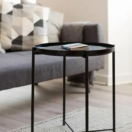 Modern & Bright 1 Bed For 4 Close To Centre!