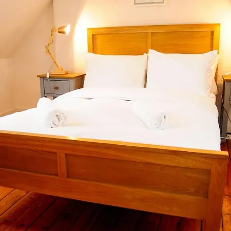 Beautiful Bohemian 2br Flat In The Cowgate *