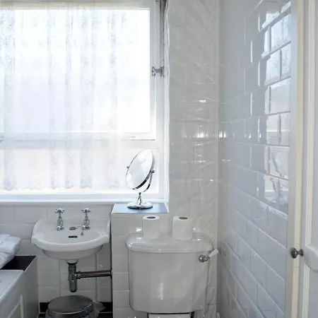 Apartament Central And Spacious Flat - Royal Mile Edynburg