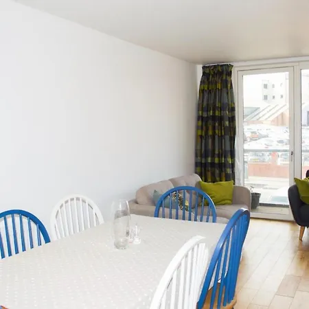 Apartment Modern By Leith Walk