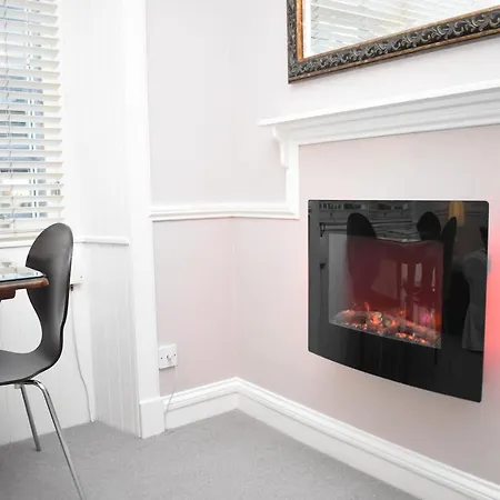 2br In Heart Of Old Town. Castle View + Royal Mile 公寓 爱丁堡