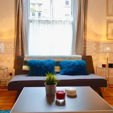 Fringe Base With Garden Near The Meadows Appartement Edinburgh