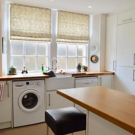 דירה Amazing Morningside Two Bedroom Flat