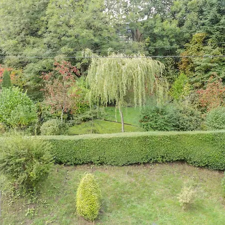 6 Coltbridge Gardens *
