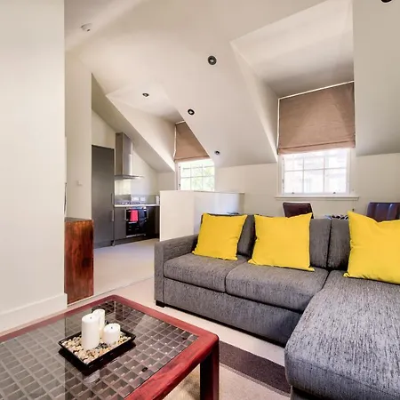 Apartamento Joivy Contemporary And Vibrant 1br Flat Near Princes Street