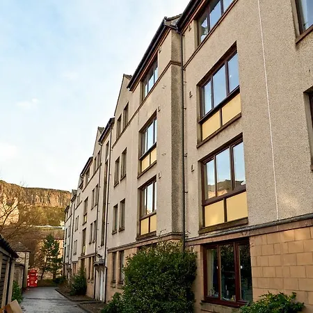 Hermits Croft - Self Catering Flats *