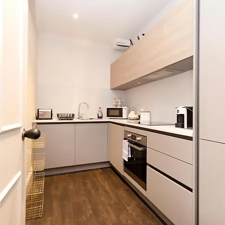 Apartamento Joivy Sophisticated Near Castle