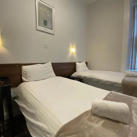 Ξενοδοχείο Park View House 3*