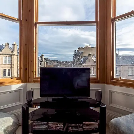 Appartamento Spacious And Bright Property, In Chic Morningside! Sleeps Up To 6 Guests