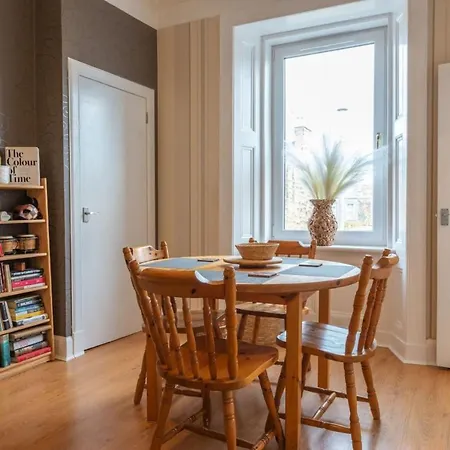 Appartement Cosy And Welcoming 1 Bd Flat Nr Centre Of Leith Edinburgh