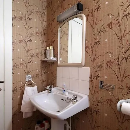 Apartment Quirky, West End, House