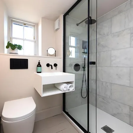 Joivy Observatory House & Holiday home Edinburgh