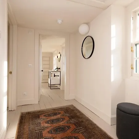 Joivy Observatory House & Holiday home Edinburgh