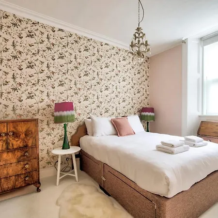 Guestready - Designer Chic 2Br Flat In Edinburgh New Town Apartment *
