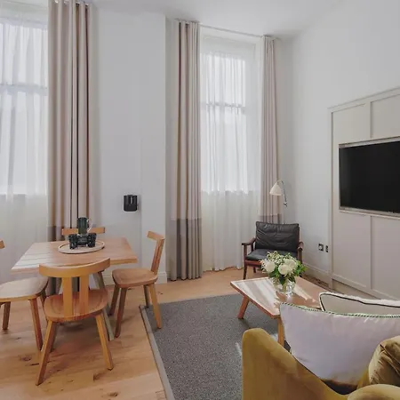 Cheval Old Town Chambers Aparthotel 5*