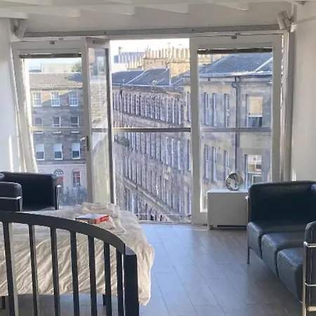 Lovely 1-bed In * Edinburgh