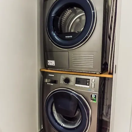 Castle View Luxury 1 Bed * Edinburg