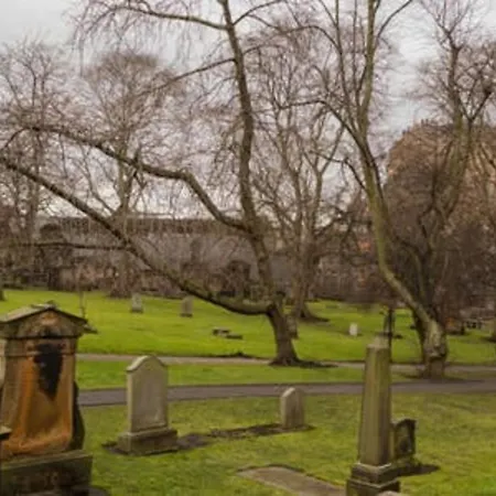 Guestready - Greyfriars Bobby View - Old Town Edimburgo