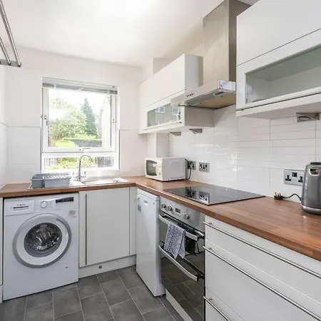 Appartamento Lovely 2 Bedroom Flat With Free Parking And Garden *