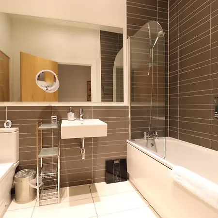 דירה Modern 2bed 2bath Flat Near Princes Street