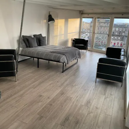 Lovely 1-bed In Apartment