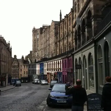 Tron Kirk Lejlighed