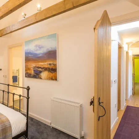 The Hayloft By Interhome Edinburgh