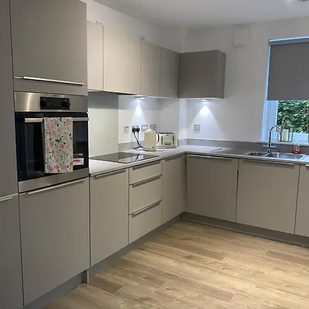 Water Walk Apartment *