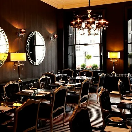 Hotel Nira Caledonia 4*