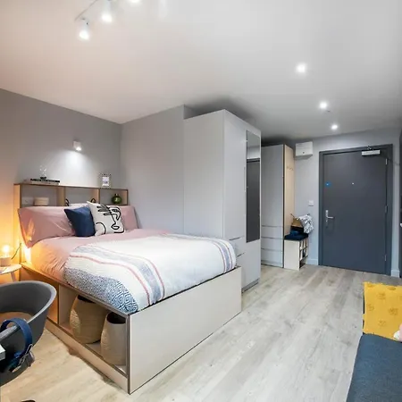 Silk Mill Apartment Edinburgh