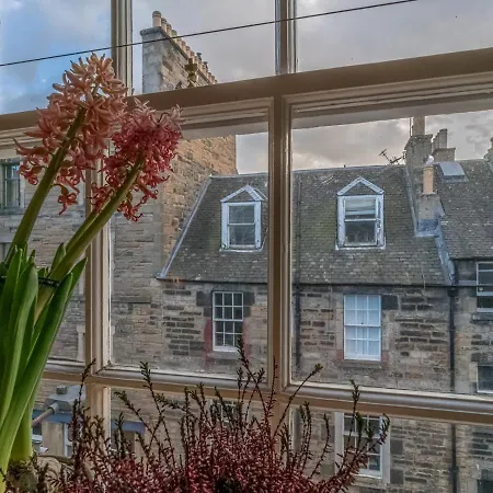 Apartamento Pass The Keys Cosy And Stylish Open Plan Studio In New Town Edimburgo