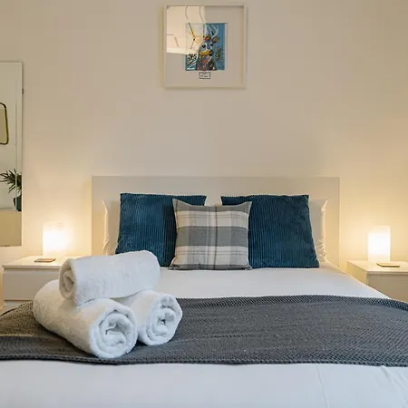 The Brunswick Apartment - Leith Apartment