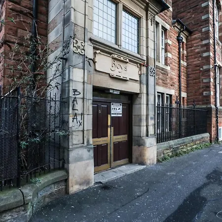 Beautiful 1-bed Near Castle Appartement *