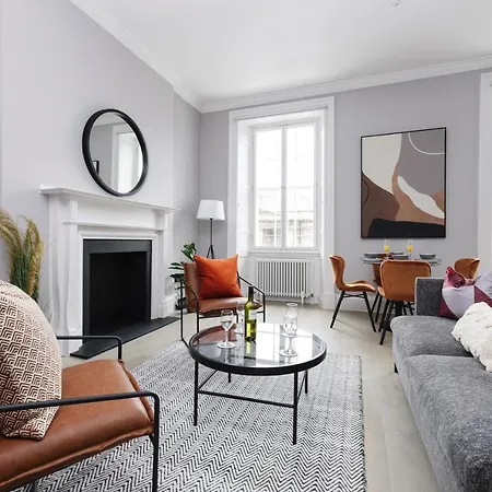 شقة Joivy Luxurious On Notable George Street