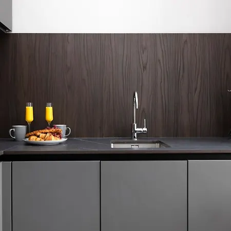 Apartment Joivy Modern In New Town, On Historic George Street Edinburgh