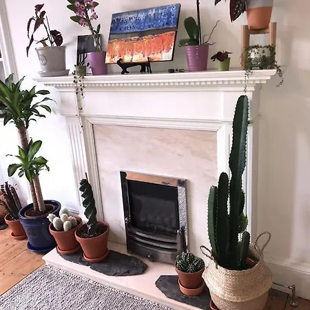 Cosy 2 Bedroom Flat In Apartament Edynburg