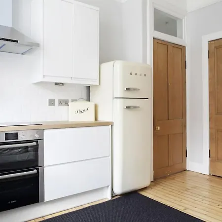 Stylish Centre - D Terrace Daire