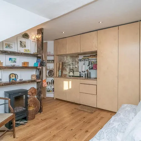 Pass The Keys Cosy And Stylish Open Plan Studio In New Town * Edimburgo