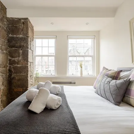 The Lady Stair's - Royal Mile Apartman