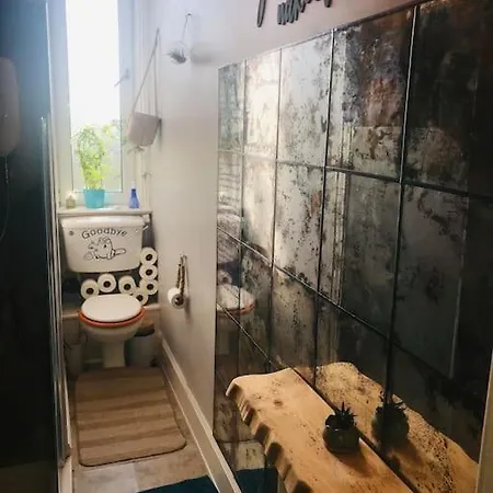 Cosy 2 Bedroom Flat In Edynburg