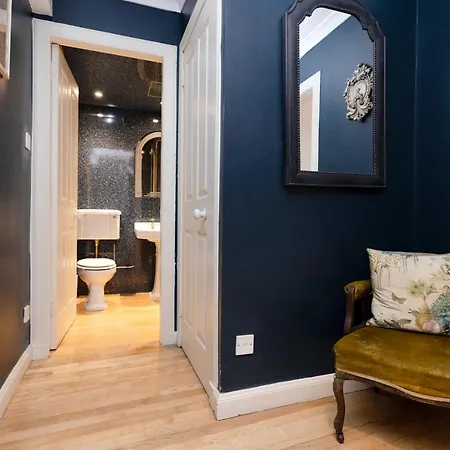 Joivy Charming With Patio Nearby The Castle Appartement Édimbourg