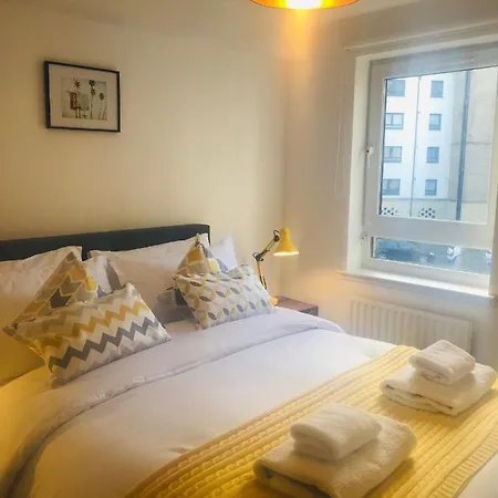 2 Bath Free Parking Apartamento Edimburgo