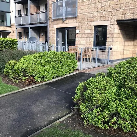 2 Bath Free Parking Apartamento