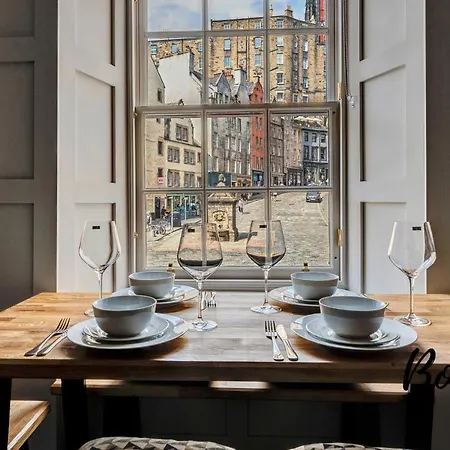 Grassmarket Luxury No. 2 - 3br-2ba - Free Parking By Bonjour Residences Appartement *