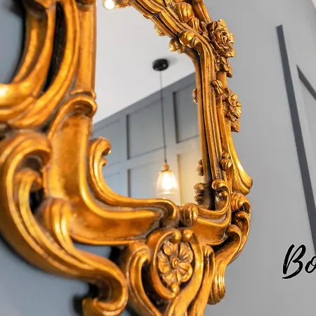 Grassmarket Luxury No. 2 - 3br-2ba - Free Parking By Bonjour Residences Edinburgh