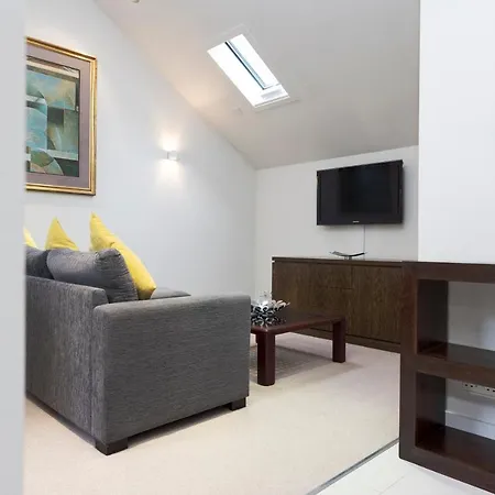 Joivy Contemporary And Vibrant 1br Flat Near Princes Street Apartament
