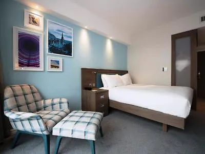 Hampton By Hilton West End