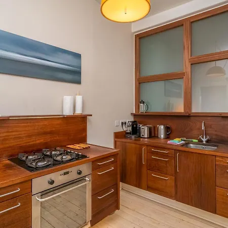 Apartment New Stunning 3 Beds Flat In Chic Area Of The Edinburgh